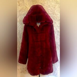 Guess Women's Long Sleeve
Midnight Faux Fur Hooded Jacket